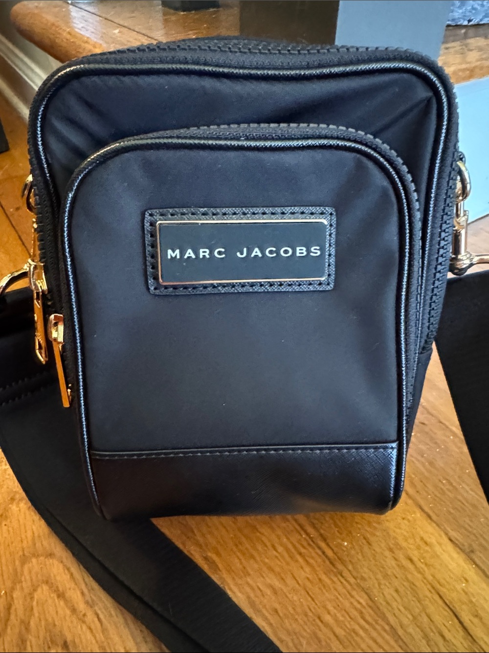 Marc Jacobs cross body
